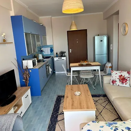 Summertime Luxury With Amazing Sea View Appartement Durrës
