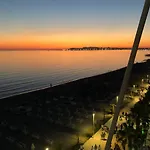 شقة Summertime Luxury With Amazing Sea View *
