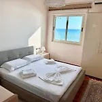 Summertime Luxury With Amazing Sea View دراس