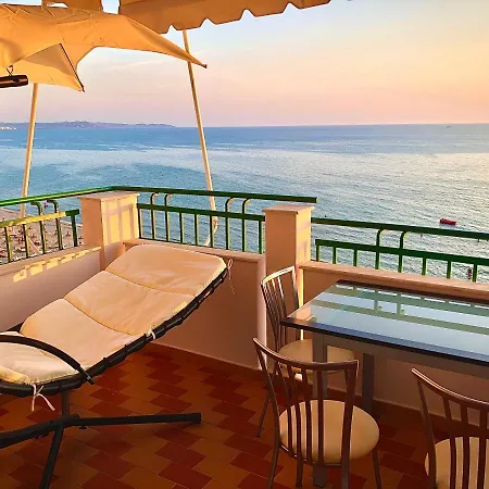 Summertime Luxury With Amazing Sea View Durrës